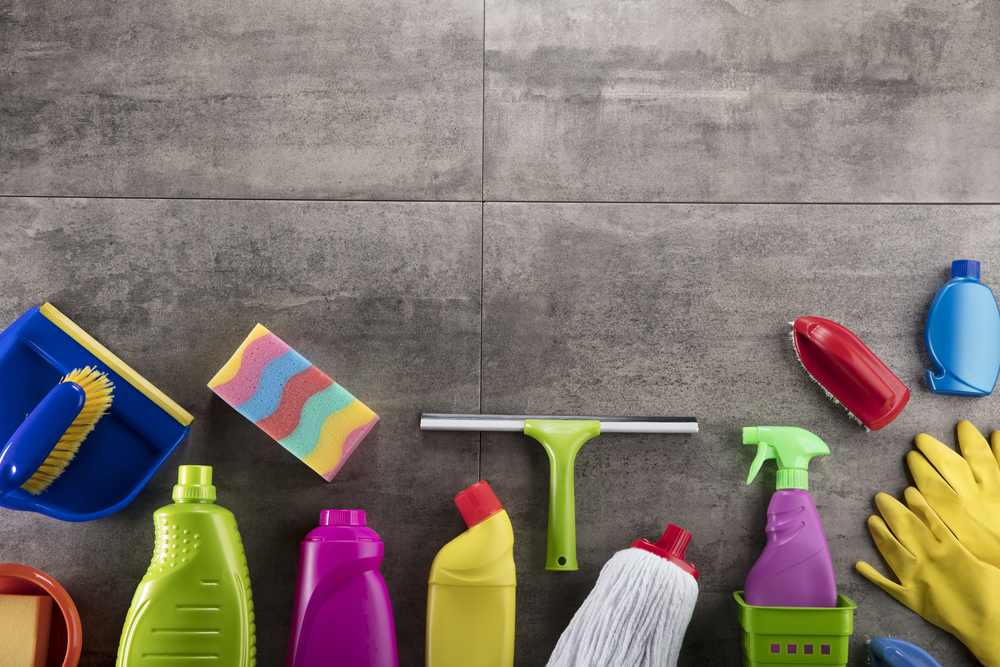 Why a Professional House Cleaning Makes the Perfect Gift for the Holidays |  Busy Bee Cleaning Company