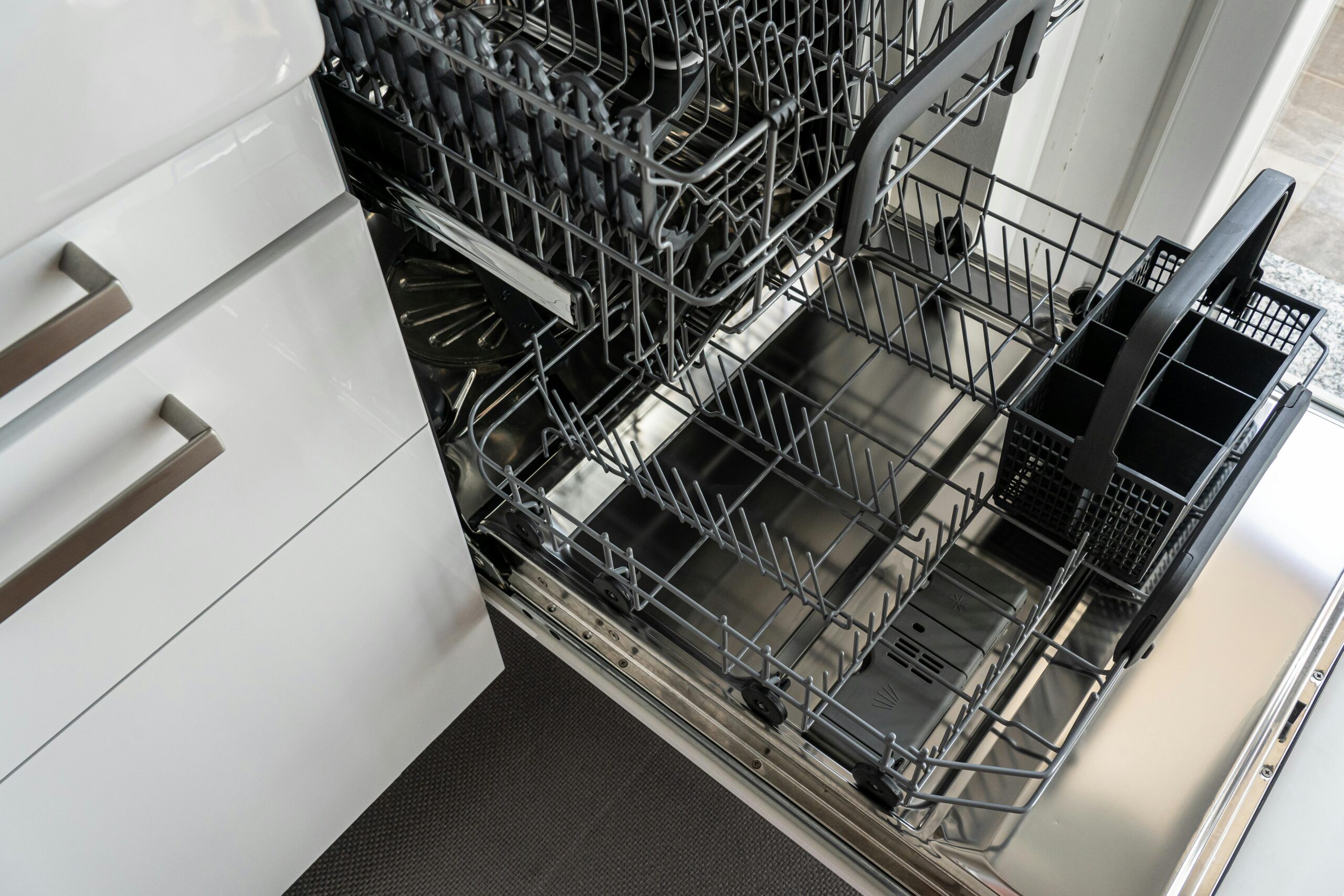 how to clean dishwasher